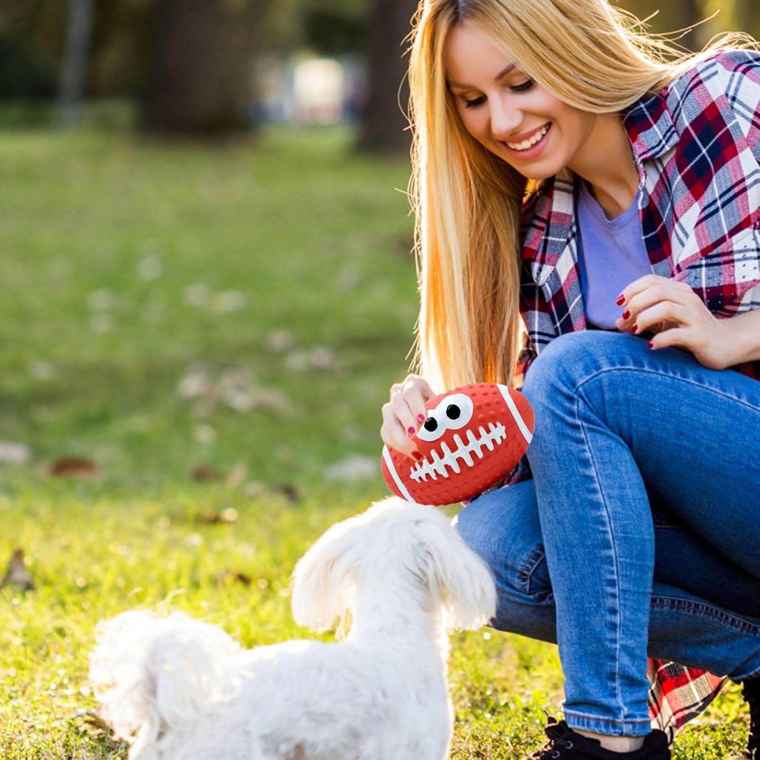 Balle pour Chien - DogBallLatex™ - Rugby Rouge - Au Palace du chien